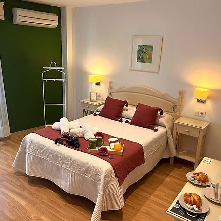 La Janda Hotel Вехер де ла Фронтера Екстериор снимка A room at the hotel