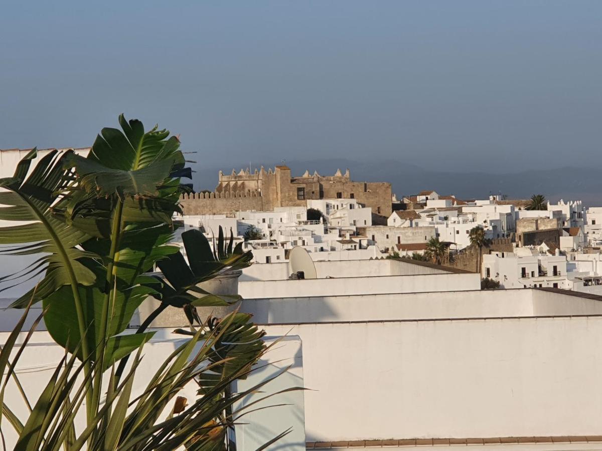 La Janda Hotel Вехер де ла Фронтера Екстериор снимка View of the city of Tarifa