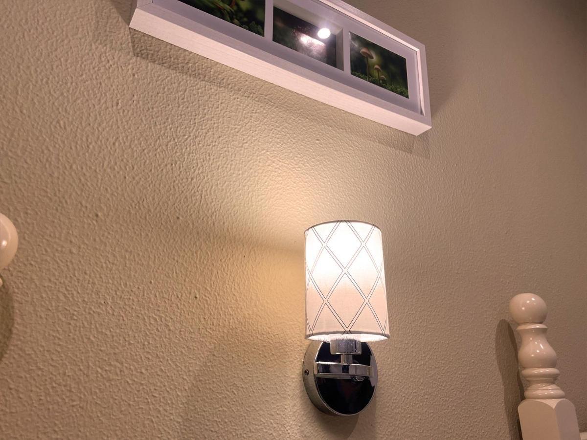 La Janda Hotel Вехер де ла Фронтера Екстериор снимка A wall light